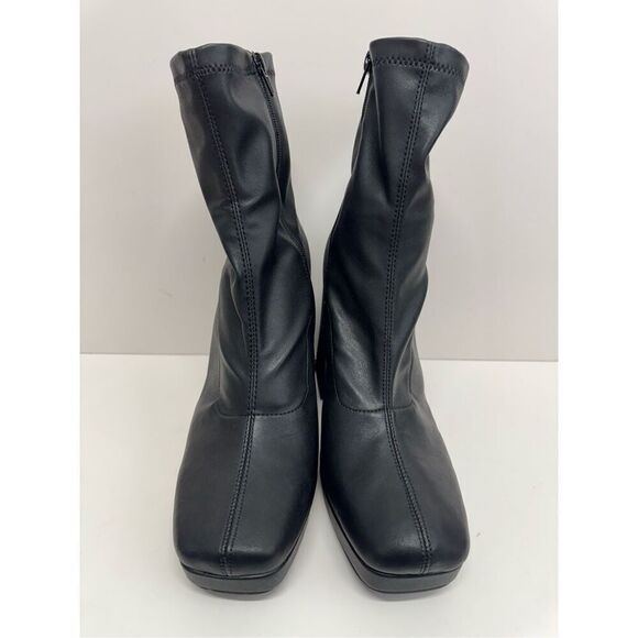 Wild Pair Chunky Heel Platform Booties Black Size 9.5 Sock Like Fit Block Heel - Picture 5 of 9